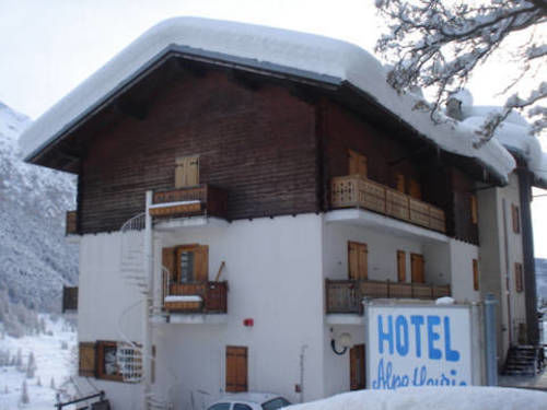 Hotel Alpe Fleurie Champoluc Extérieur photo